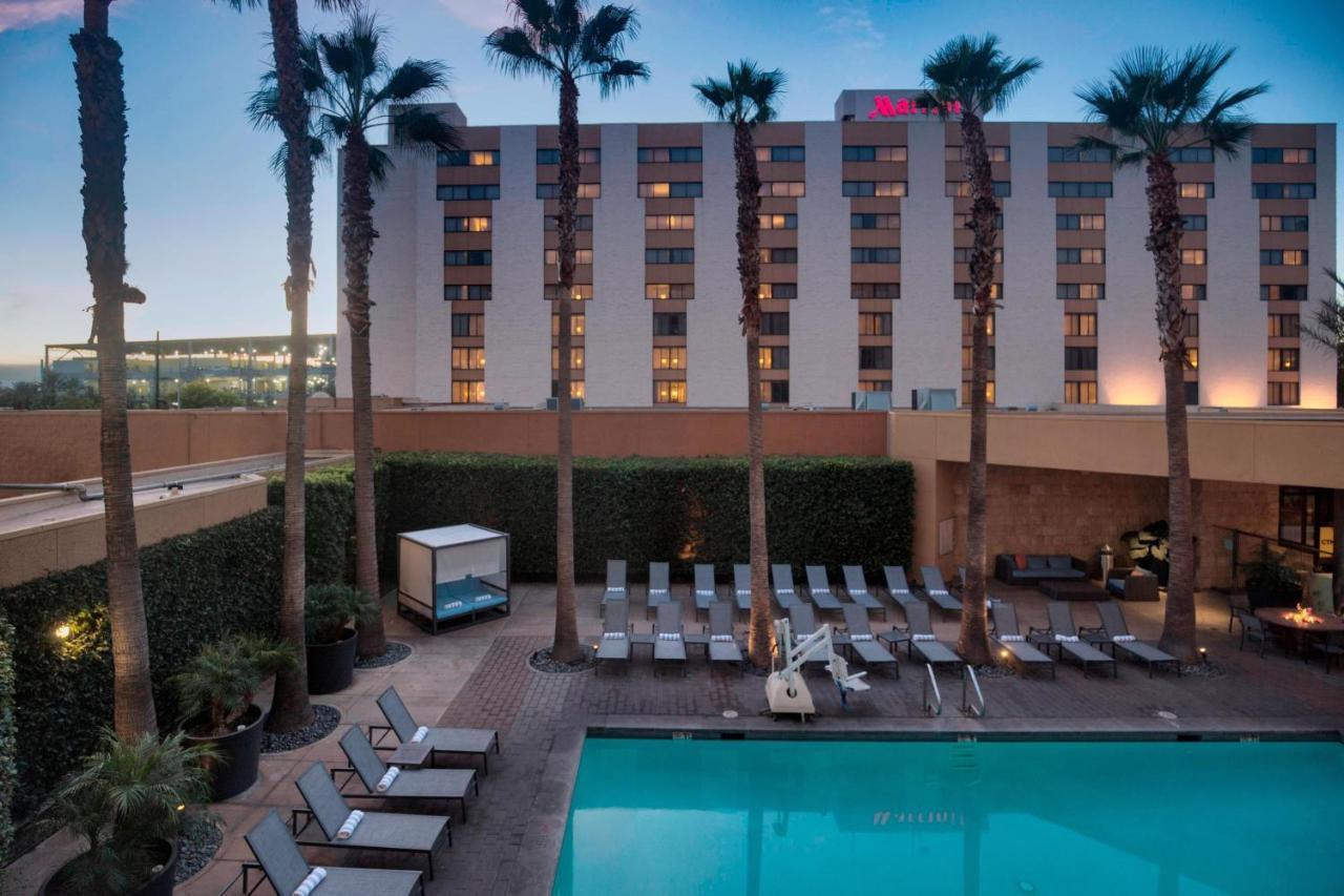 Los Angeles Marriott Burbank Airport Exterior foto